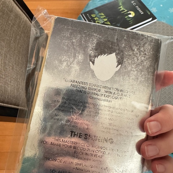 The Shining by Stephen King Paperback - Picture 3 of 3